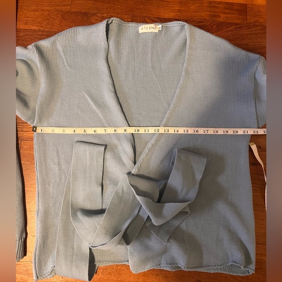 Baby Blue In The Style Wrap Sweater NWOT - Picture 13 of 13